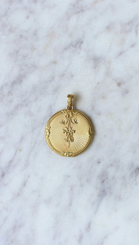 Pendentif Médaillon Ouvrant Guirlande Or jaune 58 Facettes