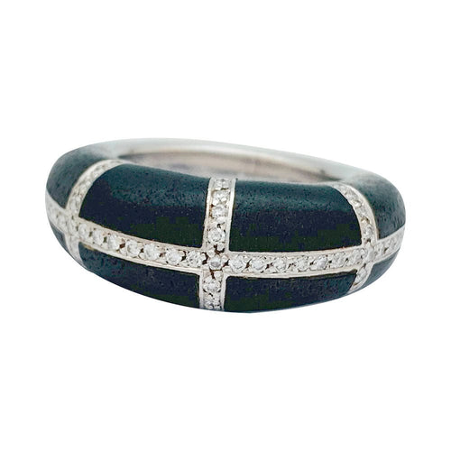 Bague 57 Bague Chaumet, modèle "Anneau", or blanc, diamants et ébène. 58 Facettes 31094