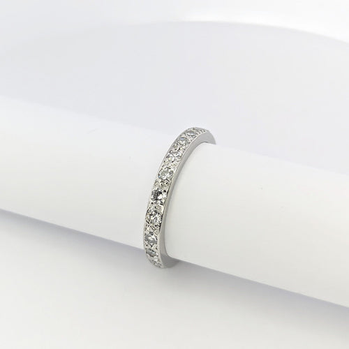 Bague Alliance en platine et diamants 58 Facettes 25378