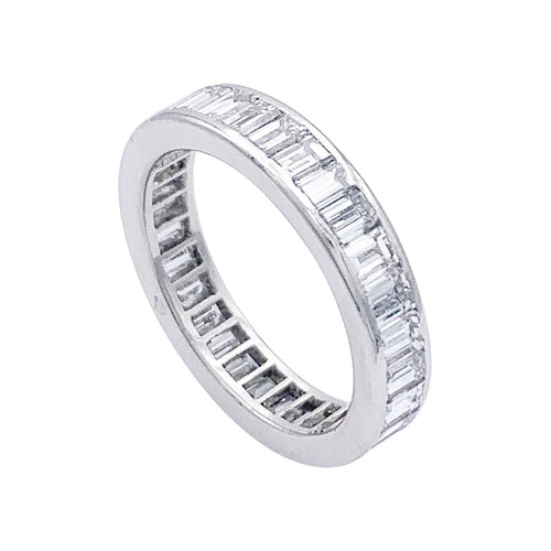 Bague 50 Alliance Cartier, diamants baguette et platine. 58 Facettes 32607