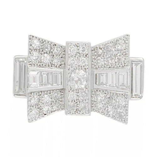 Bague 57 Bague Tank en platine et diamants. 58 Facettes 31424