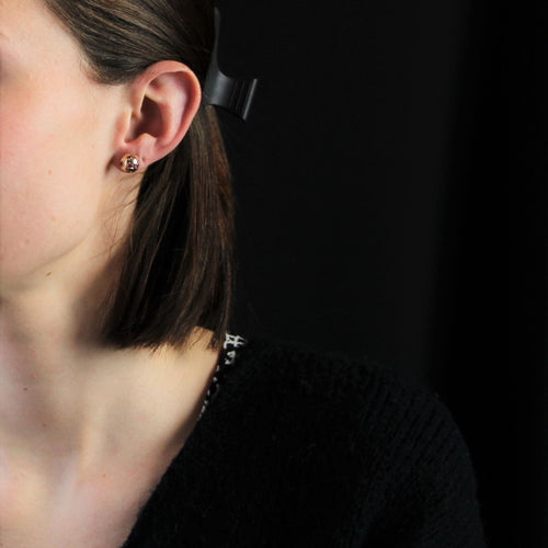 Boucles d'oreilles Puces d'oreilles dômes vintage rubis 58 Facettes 22-630