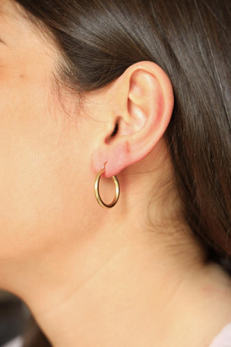 Boucles d'oreilles Boucles d'oreilles Créoles Or jaune 58 Facettes 2260014CN