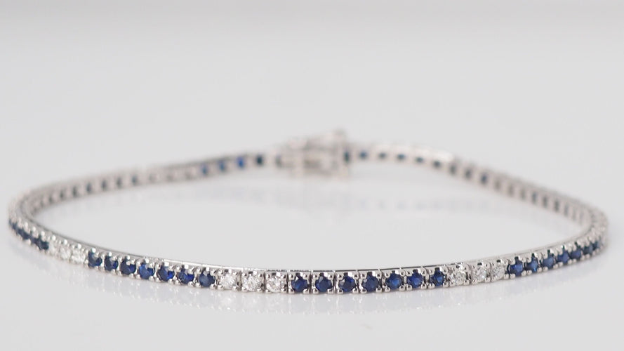 Bracelet Bracelet en or blanc saphirs et diamants 58 Facettes 32236