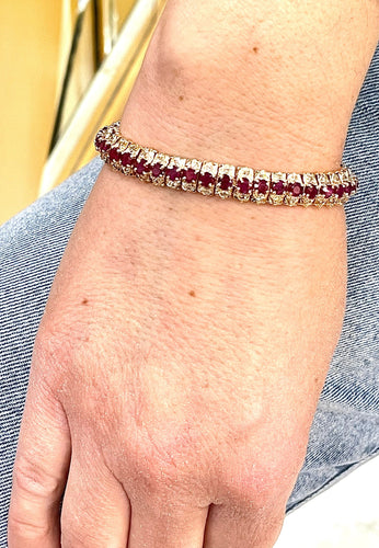 Bracelet Bracelet vintage en or, rubis et diamants 58 Facettes