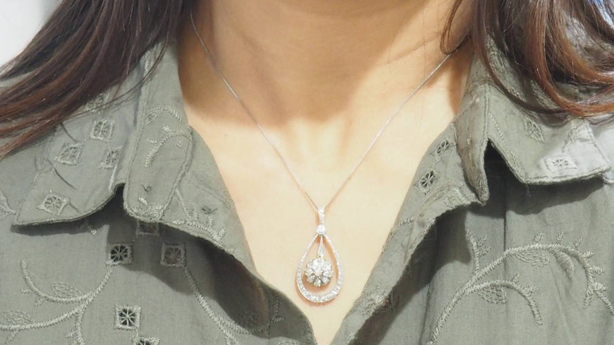 Collier Collier ancien en or et platine, diamants 58 Facettes 32561