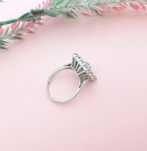 Bague Bague Vintage carrée Diamants 58 Facettes AA 1608