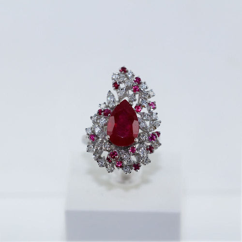 Bague 53 Bague Or blanc Rubis et Diamants 58 Facettes