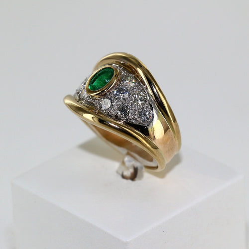 Bague BAGUE EMERAUDE ET PAVAGE DIAMANTS 58 Facettes