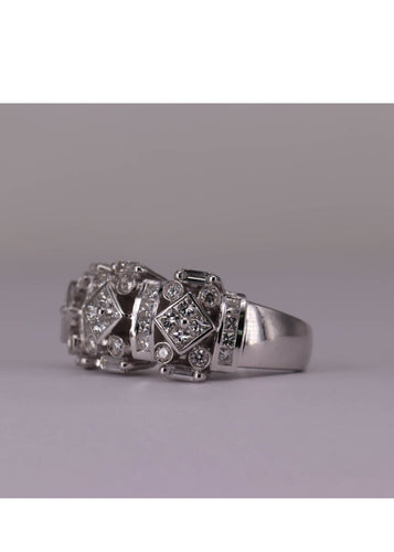 Bague Bague Art Déco Or blanc et Diamants 58 Facettes RNG2508