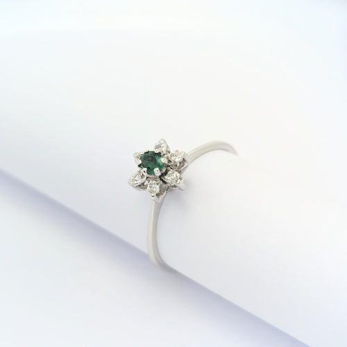 Bague 59 Bague Marguerite Or Blanc Diamants Emeraude 58 Facettes 27850