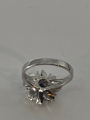 Bague Bague de fiançailles en or, saphir, diamants 58 Facettes