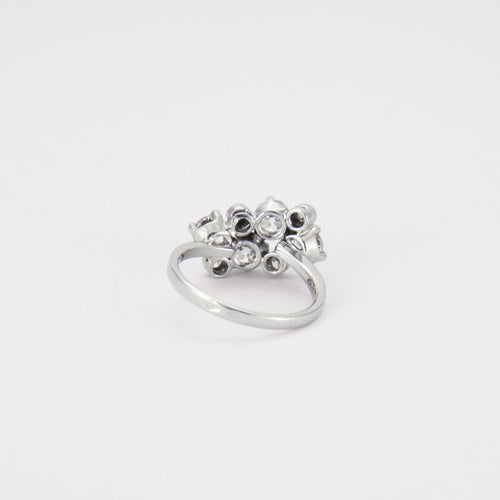 Bague 51 Bague en or gris, diamants 58 Facettes 3529