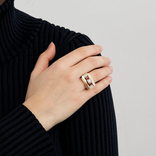 Bague 59 Bague Tank diamants et pierres rouges 58 Facettes 1921