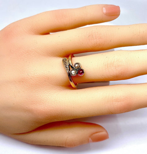 Bague 58 Bague Or jaune Diamants Pierre rouge 58 Facettes AB279