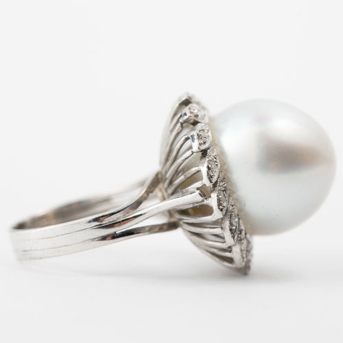 Bague 53 Bague platine, diamants et perles de culture 58 Facettes