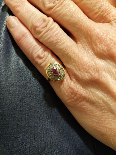 Bague 52 BAGUE MARGUERITE RUBIS ET DIAMANTS 58 Facettes 075171