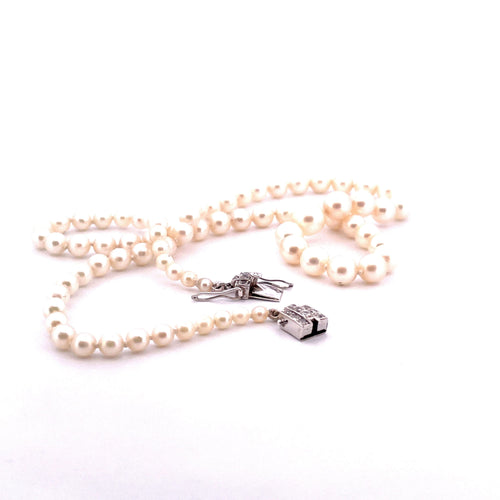 Collier Collier de perles ancien fermoir or et diamants 58 Facettes