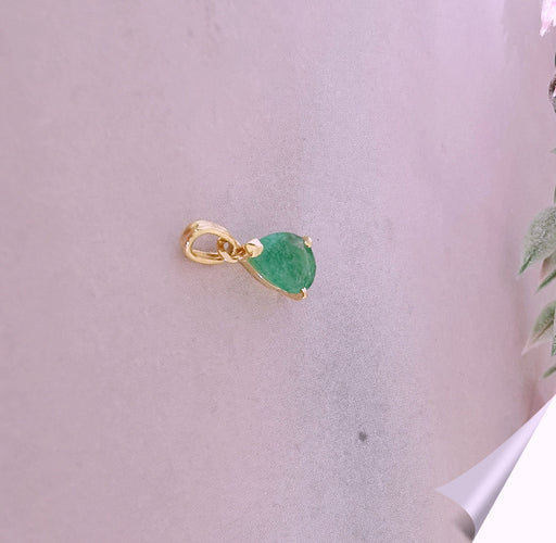 Pendentif Pendentif Emeraude en poire monture Or Jaune 58 Facettes AA 1509