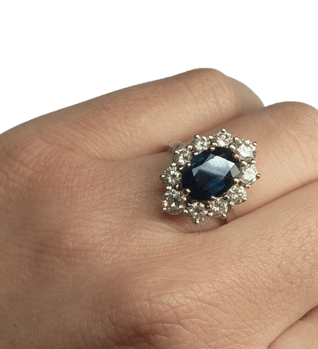 Bague 53 Bague or, saphir et diamants 58 Facettes