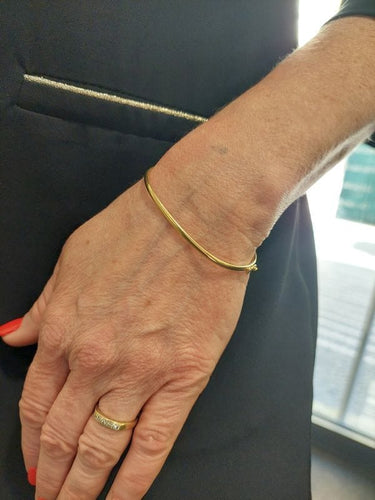 Bracelet Bracelet jonc souple Or jaune 58 Facettes 080861