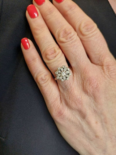 Bague BAGUE FLEUR DIAMANTS ANNÉES 50' 58 Facettes 079991
