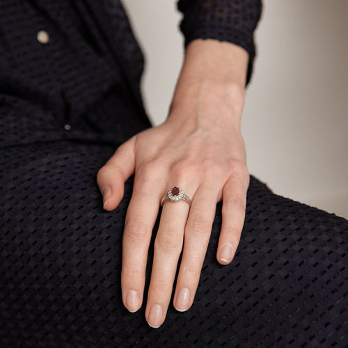 Bague 54 Bague Marguerite Rubis et Diamants 58 Facettes