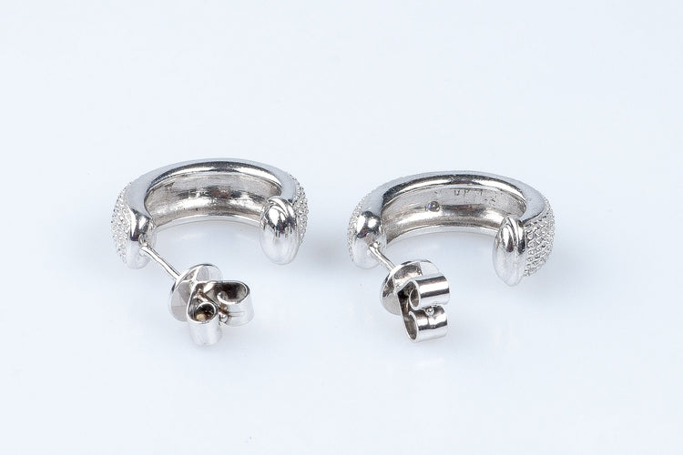 Boucles d'oreilles Boucles d'oreilles diamants en or blanc 58 Facettes 111-196974-29