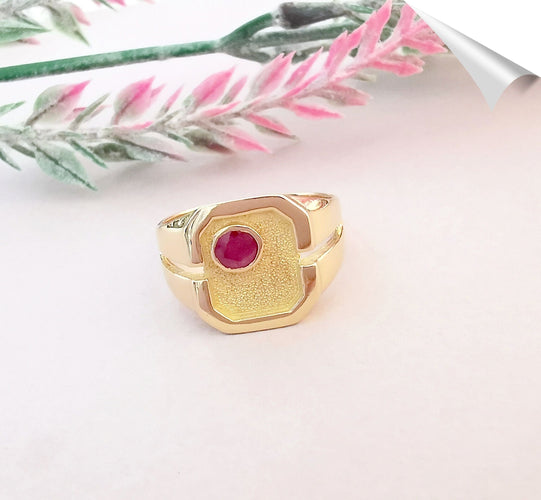 Bague Bague Chevalière unisexe Rubis Or Jaune 18 K 58 Facettes AA 1541