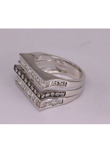 Bague Bague triple alliance Or blanc Diamant 58 Facettes P25