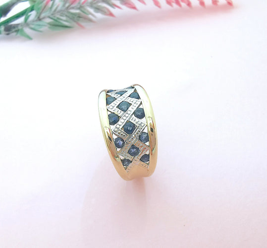 Bague Bague Bandeau Saphirs en Damier 58 Facettes AA 1607