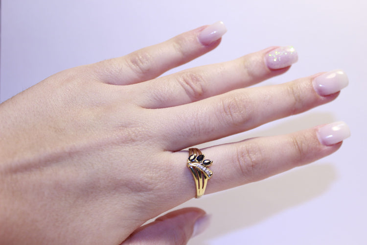 Bague 59 Bague Diamants et Saphirs taille marquise 58 Facettes