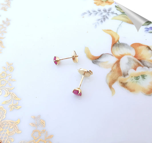 Boucles d'oreilles Boucles d'oreilles puces Rubis 58 Facettes AA 1524