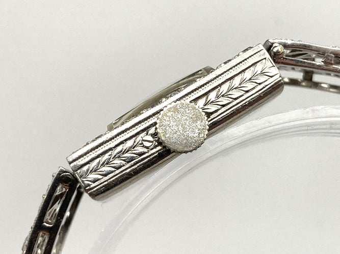 Montre Montre Art Déco diamants 2.44 cts 58 Facettes 07/07 - 16