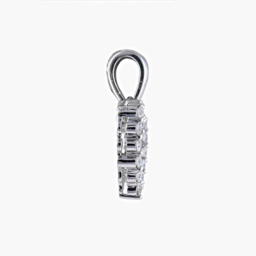 Pendentif Pendentif "coeur" or blanc et diamants 58 Facettes P1L17