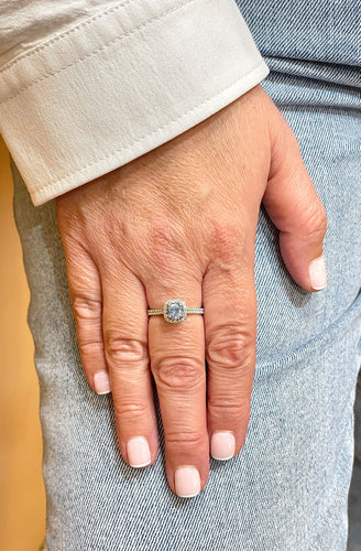Bague Solitaire en or blanc 18 carats diamants et topaze bleue 58 Facettes