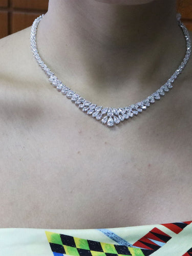 Collier Collier tennis Diamants Poires et brillants 58 Facettes NECK308