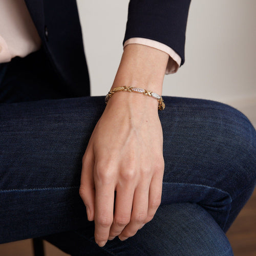 Bracelet Bracelet en or jaune, saphirs, diamants 58 Facettes