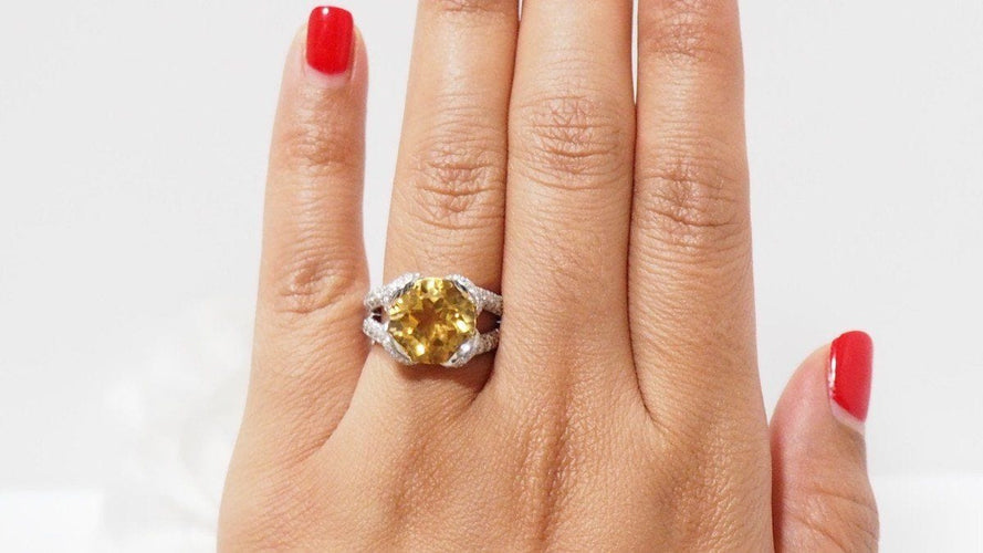 Bague 53.5 Bague en Or blanc, Citrine et Diamants 58 Facettes 31443