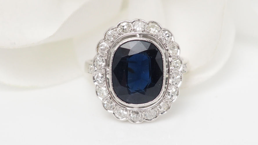 Bague 49 Bague entourage en platine saphir et diamants 58 Facettes 31152