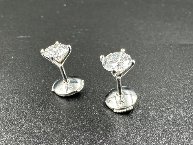 Boucles d'oreilles Boucles d’oreilles Or blanc Diamants 58 Facettes