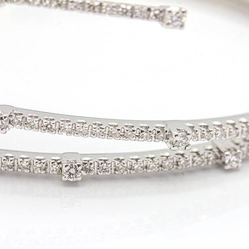 Bracelet Bracelet Or blanc Diamants 58 Facettes D359739LF