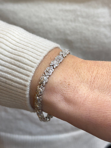 Bracelet Bracelet ancien en platine et diamants 58 Facettes