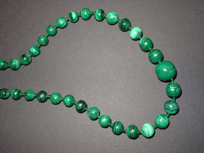 Collier Collier en malachite en chute 58 Facettes