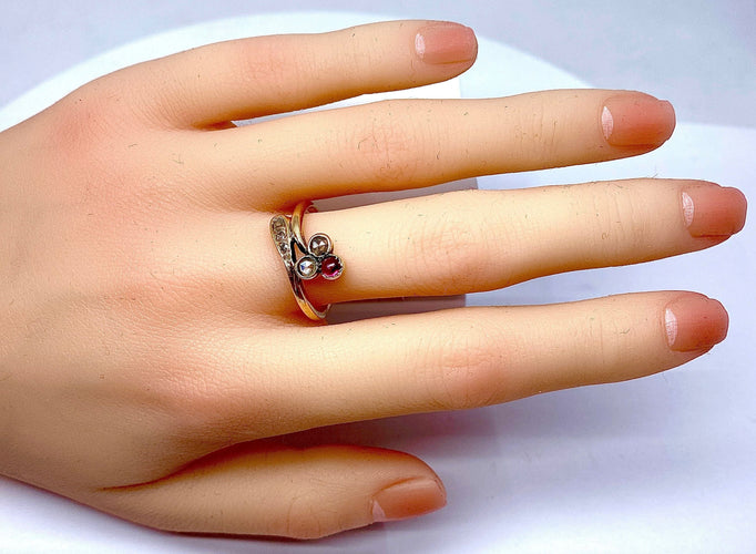 Bague 58 Bague Or jaune Diamants Pierre rouge 58 Facettes AB279