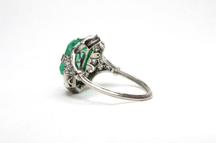 Bague 53.5 Bague style Art Déco Platine Diamants et Emeraude 58 Facettes