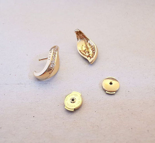 Boucles d'oreilles Boucles d'oreilles Joelli en Or jaune & Diamants 58 Facettes AA 1315