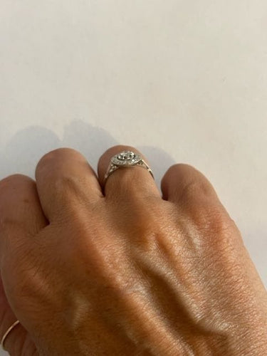 Bague 52 Bague ancienne rosace diamants 58 Facettes