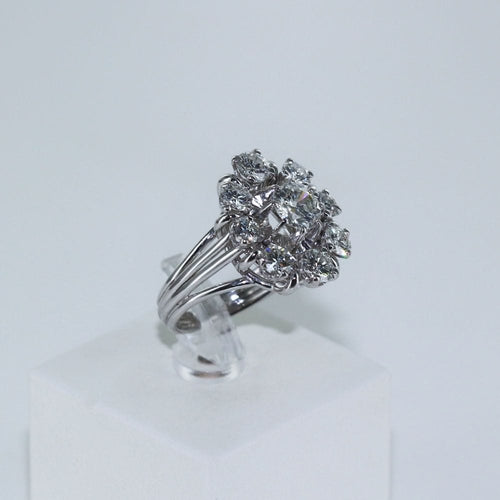 Bague 50 Bague marguerite en diamants 58 Facettes