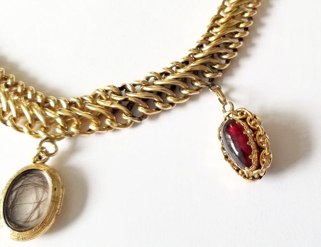 Bracelet Bracelet maille américaine or jaune et breloques 58 Facettes